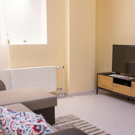 Apartment Enjoy Easy Living In Recently Renovated Tartu