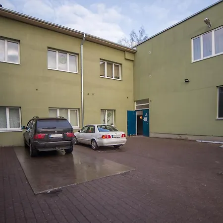 Enjoy Easy Living In Recently Renovated